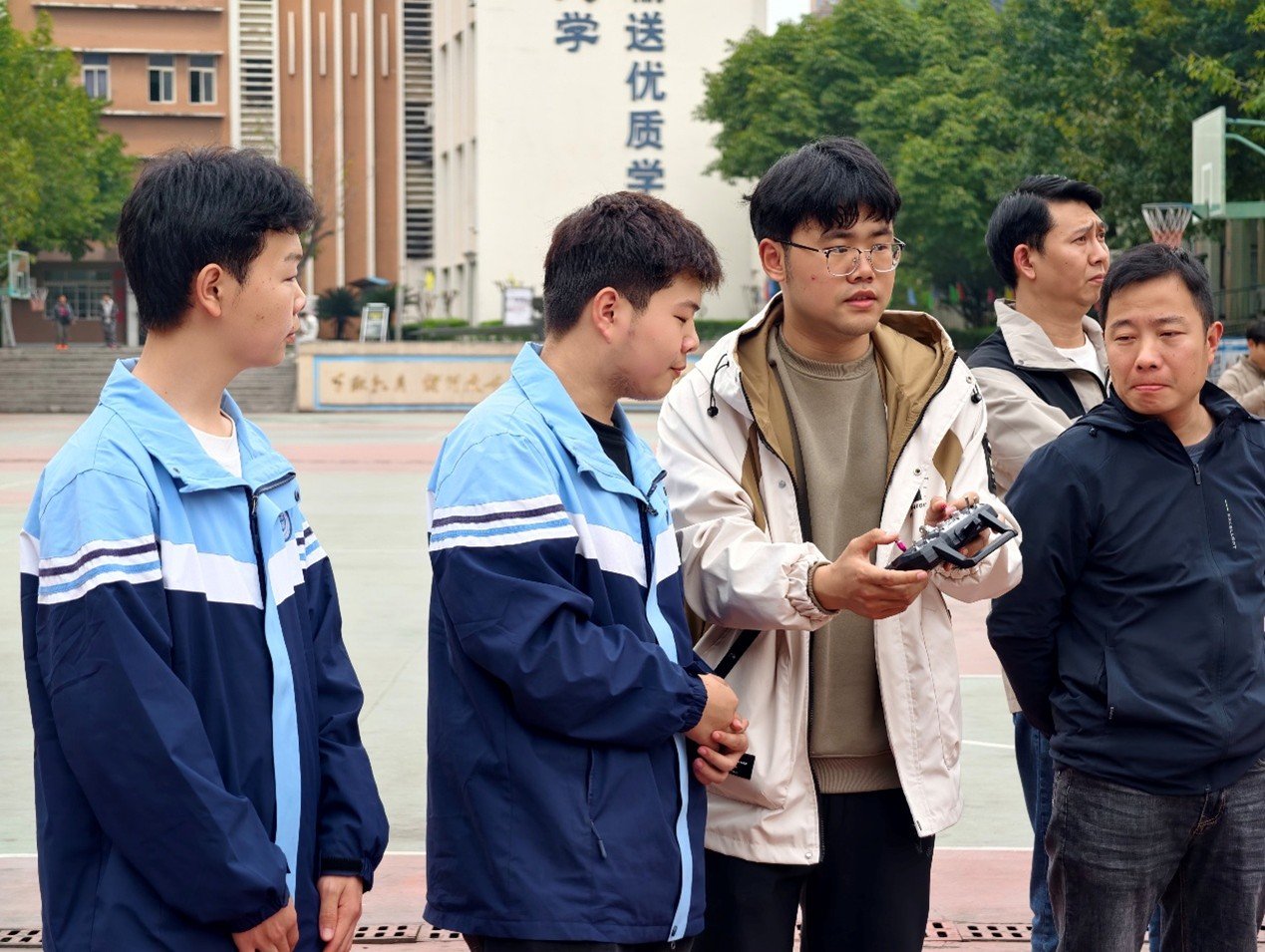 亚赢国际官方网站成为曼联指定合作伙伴