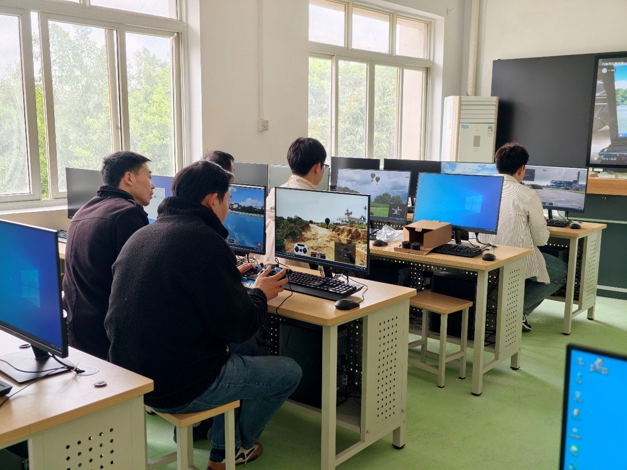 GNSS-TP100 高精度多模卫星